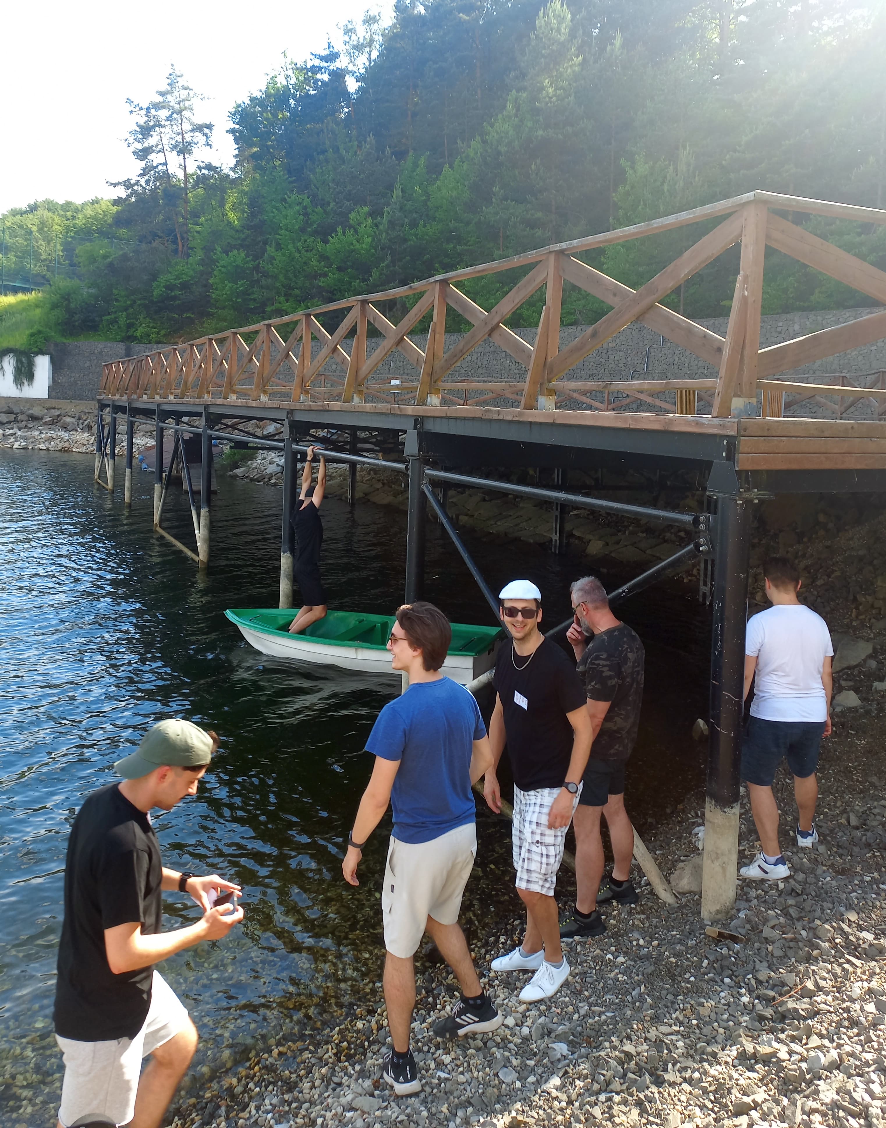 Description image